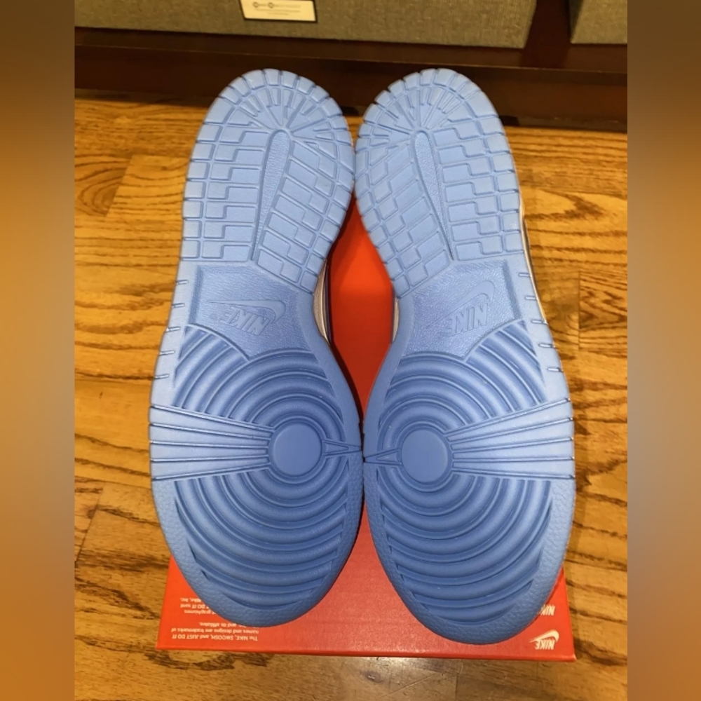 New Men's Nike Dunk Low UNC University Blue - Picture 6 of 6